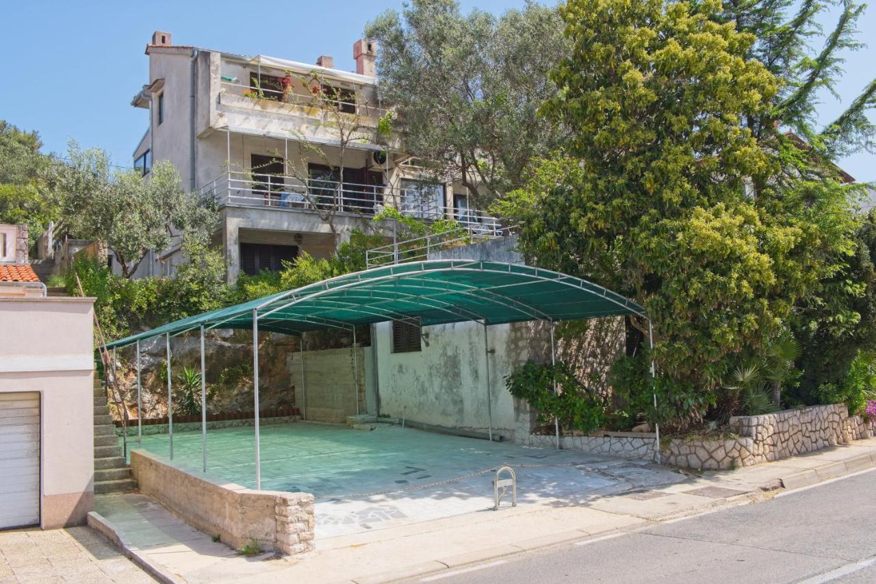 Apartments Mirella Мали-Лошинь Экстерьер фото